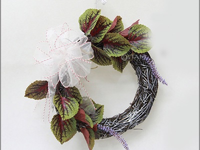 Vòng nguyệt quế Noel nửa vòng thắt nơ ĐK30cm VNGQ-X-43